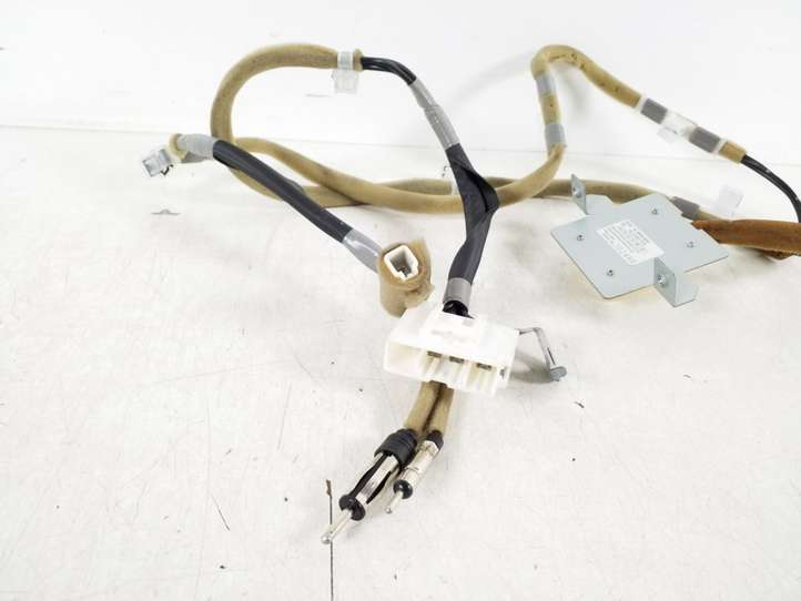 Lexus RX 350 (2008 - 2012)  86860-48090 Антенна (антенна GPS)