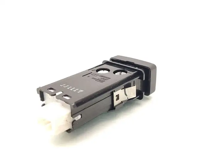 Opel Frontera B (1998 - 2004) M18872 Кнопка обогрева стекла — фото 2