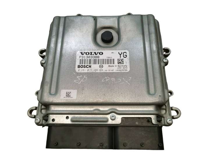 Volvo XC60 (2008 - 2013)  P31303388 Блок управления двигателя