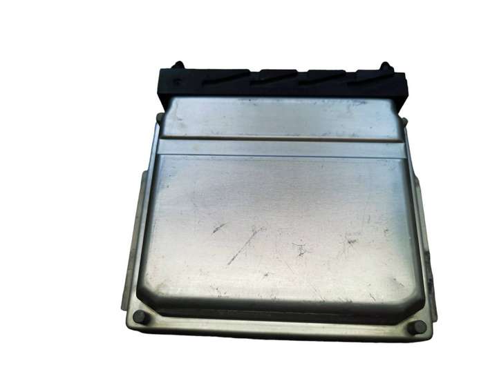 Volvo S60 (2000 - 2004)  08677709A Блок управления двигателя