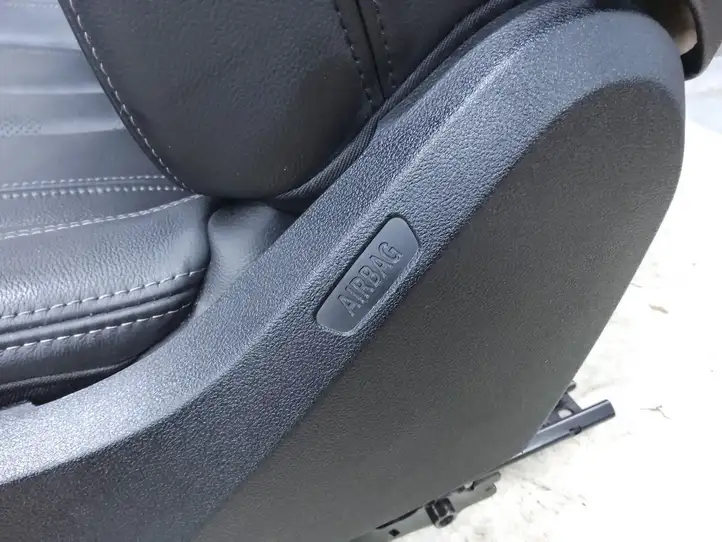 BMW X5 G05 (2018 - ) 52107497651 Переднее сиденье водителя — фото 3