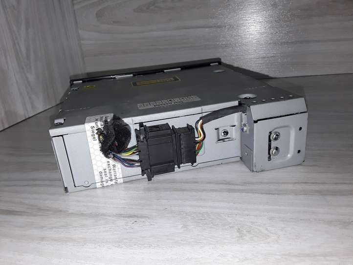 Audi A3/S3 8P (2003 - 2005)   CD/DVD чейнджер