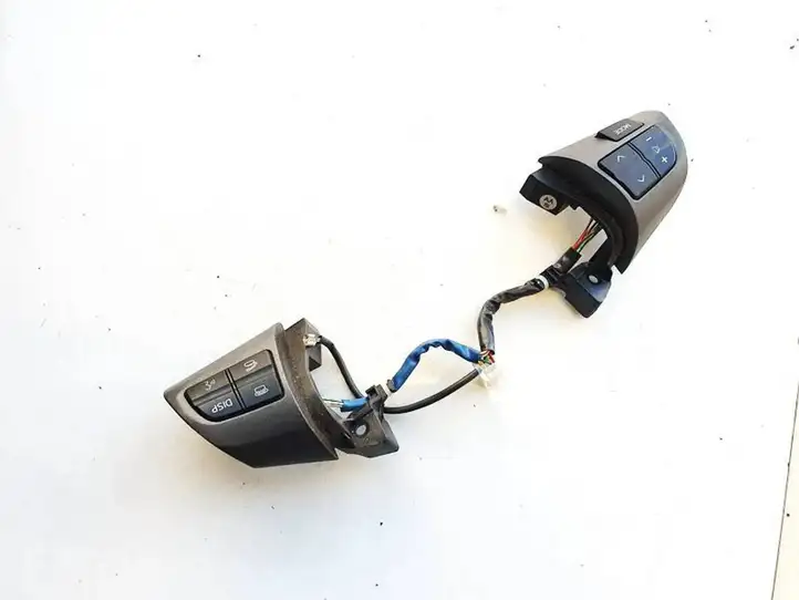 Toyota RAV 4 (XA30) (2006 - 2016) 75b999lh Кнопки на рулевом колесе — фото 2