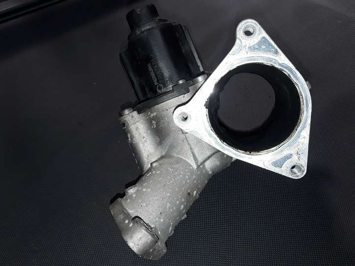 Volkswagen PASSAT B6 (2005 - 2010)  03G129637A Клапан EGR