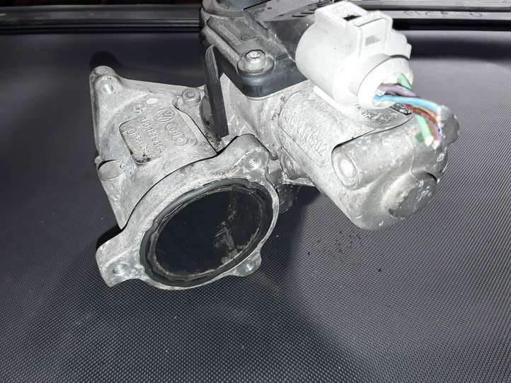 Volkswagen PASSAT B6 (2005 - 2010)  03G129637A Клапан EGR