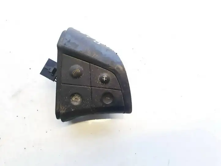 Mercedes-Benz B-class W245 (2005 - 2008) a1648207910 Кнопки на рулевом колесе — фото 2