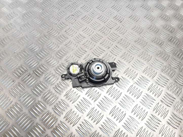 Volvo V50 (2004 - 2008)  535021301 Громкоговоритель в панели