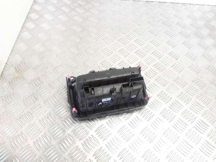 Toyota Aygo (2014 - 2018)  554200H010 Ящик для вещей