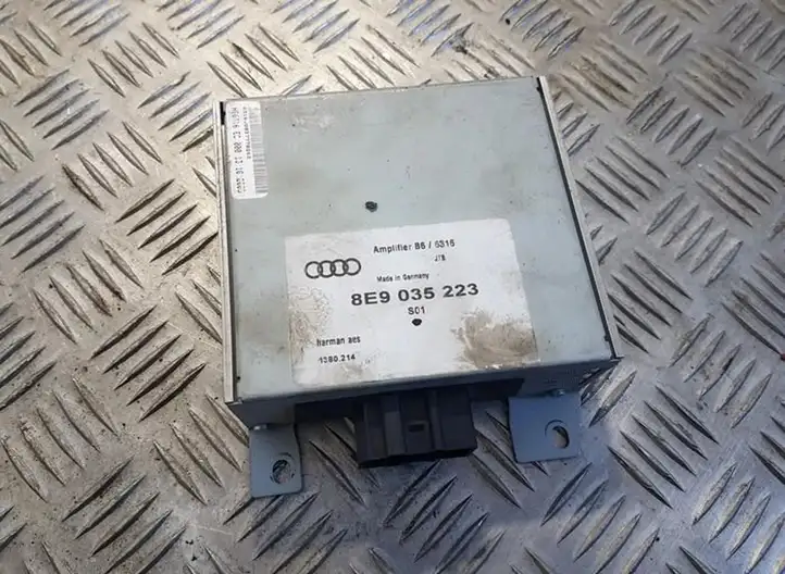 Audi A4 S4 B6 8E 8H (2000 - 2006) 8e9035223 Усилитель звука — фото 1