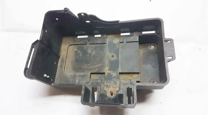 Ford Focus (1998 - 2004) 98AB10723B Ящик аккумулятора — фото 1