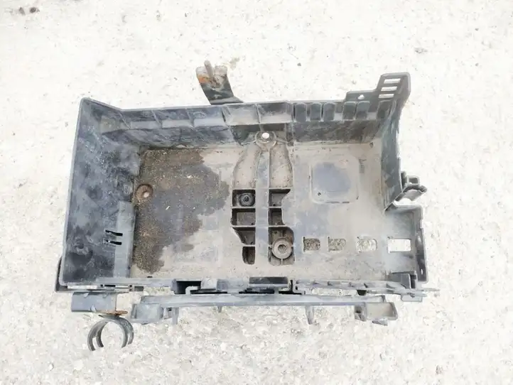 Opel Zafira C (2014 - 2016) 13354420 Ящик аккумулятора — фото 1