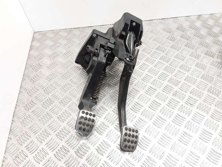 Mercedes-Benz B-class W245 (2005 - 2008)  A1692902201 Педаль