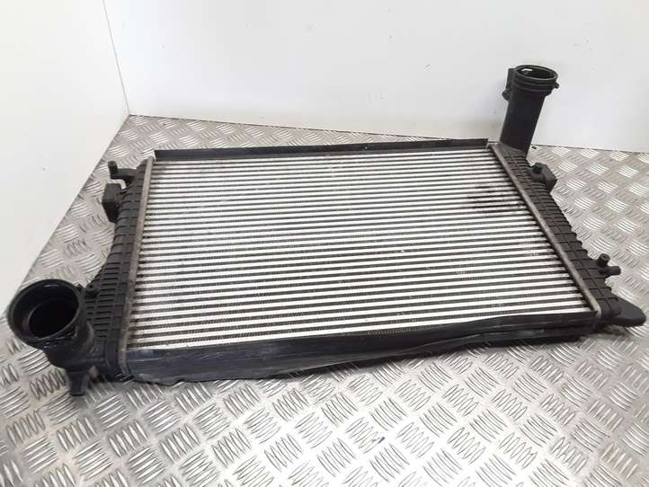 Volkswagen Caddy (2004 - 2010)  1K0145927D Радиатор интеркулера