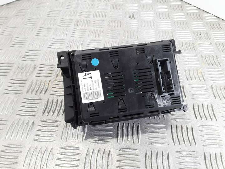 Opel Astra (2004 - 2009)  13208089 Экран/ дисплей / маленький экран