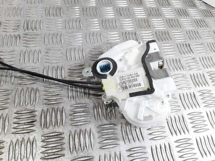 Honda Civic (2006 - 2011)  72611SMGG0 Замок задней двери
