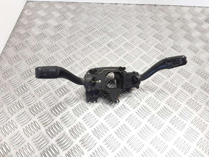 Audi A4 (2000 - 2006)  8E0953503C Комплект ручек