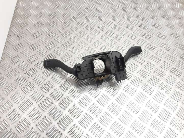 Audi A4 (2000 - 2006)  8E0953503C Комплект ручек