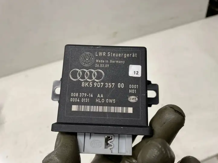 Audi A4 S4 B8 8K (2007 - 2011) 8K5907357 Блок управления светом — фото 2