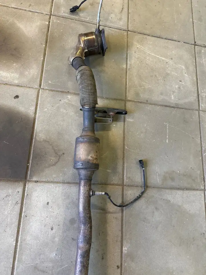 Volkswagen Tiguan (2007 - 2011) 5N0131690K Катализатор / DPF / FAP — фото 1