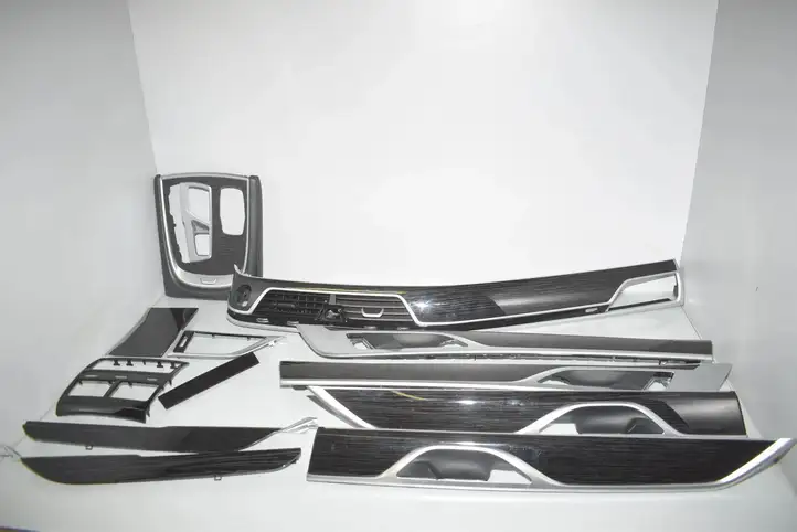 BMW 7 G11 G12 (2015 - 2022) 7851834 Комплект внутренней декоративной отделки — фото 1