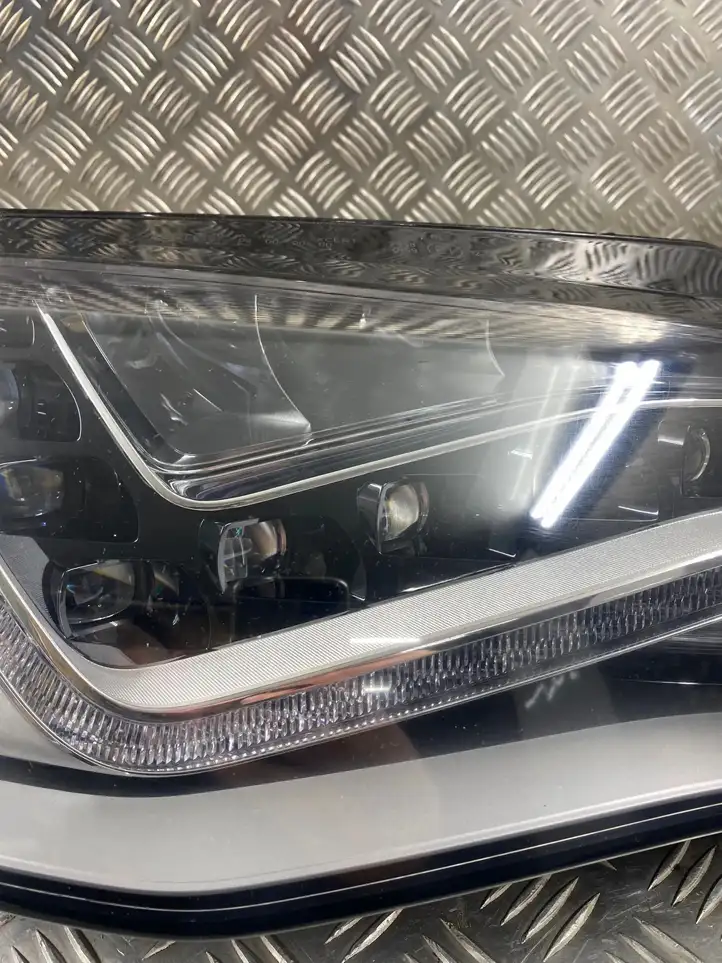 Audi A8 S8 D4 4H (2010 - 2014) 4H0941030 Передняя фара — фото 4