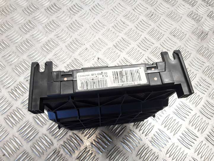 Peugeot 206 (1998 - 2012)  9653667680 Mодуль kомфортa