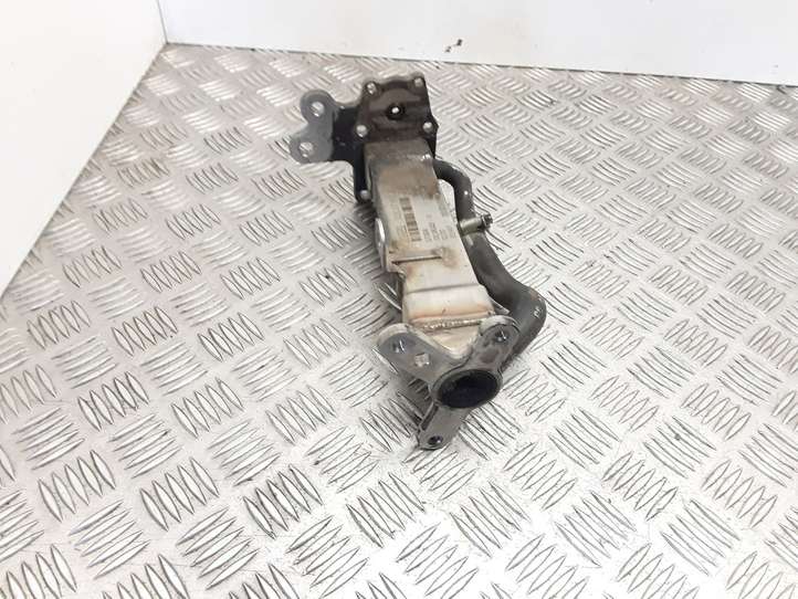 Volvo V70 (2000 - 2004)  30637142 Охладитель EGR