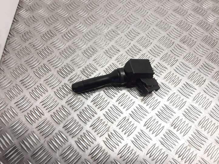 Toyota Yaris (2005 - 2009)  17F003 Ручка стеклоочистителей