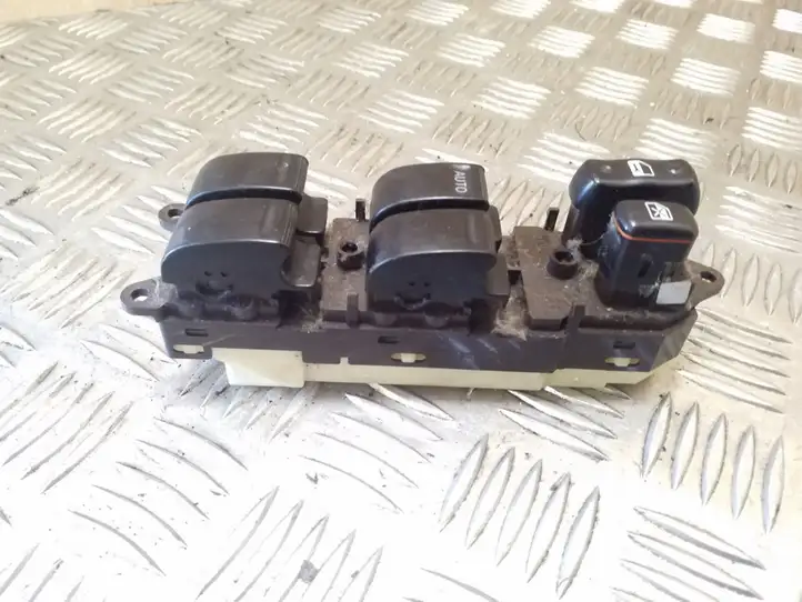 Toyota Previa (XR30, XR40) II (2000 - 2006) 8404028030 Блок кнопок стеклоподъемников — фото 1