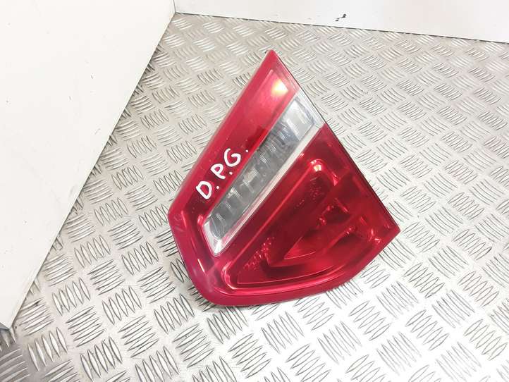 Citroen C4 Picasso (2006 - 2013)  9653547677 Задний фонарь в крышке багажника