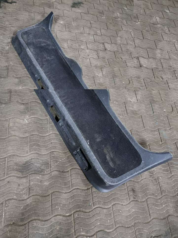 Land Rover Range Rover Sport (2009 - 2013)  ESB500010XXX Обшивка крышки багажника
