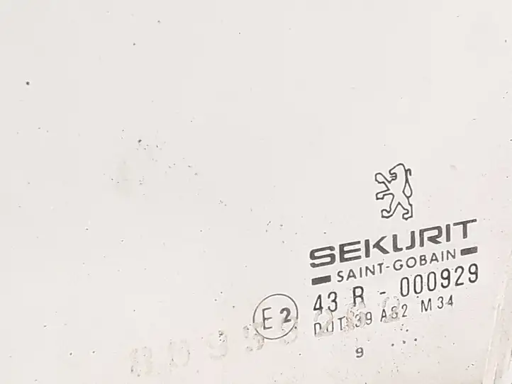 Peugeot 406 (1999 - 2006) 43R000929 Стекло задней двери — фото 2