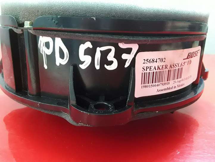 Cadillac SRX (2003 - 2006)  25684702 Громкоговоритель (громкоговорители) в передних дверях