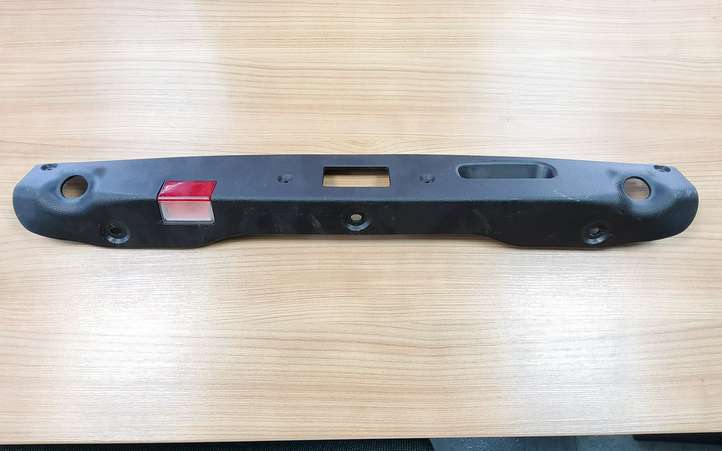 Mercedes-Benz C W204 (2007 - 2014)  A2047580002 Обшивка крышки багажника