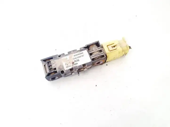 Nissan Note (E11) (2006 - 2014) 0285003060 Датчик удара SRS — фото 2