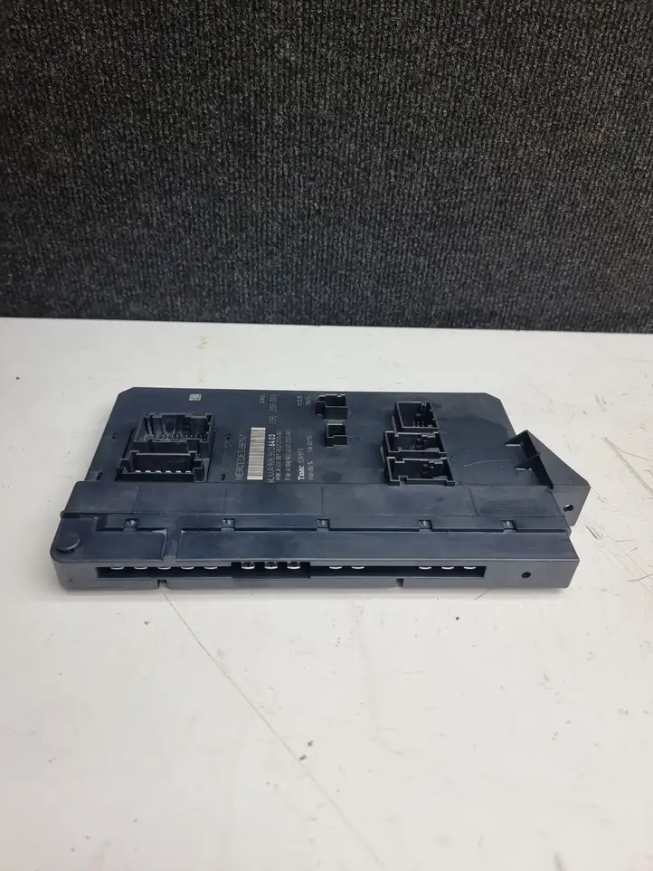 Mercedes-Benz Sprinter W906 (2006 - 2018) A9069006403 Блок SAM — фото 2