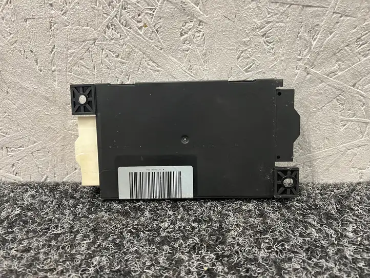 Mercedes-Benz E W213 (2016 - )  A2139000505 Блок управления зажигания