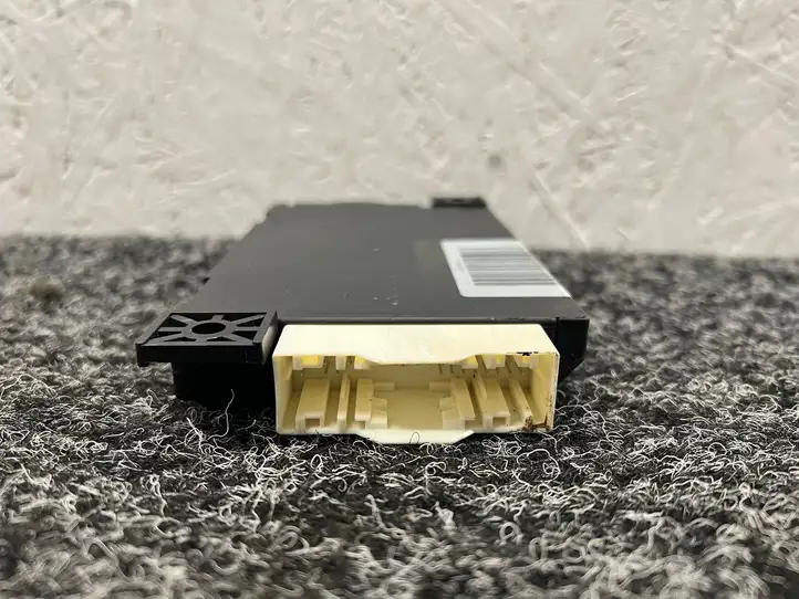 Mercedes-Benz E W213 (2016 - )  A2139000505 Блок управления зажигания