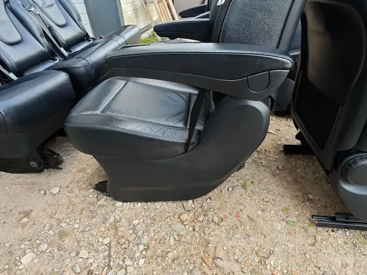 Mercedes-Benz Vito W447 (2014 - ) Комплект салона — фото 36