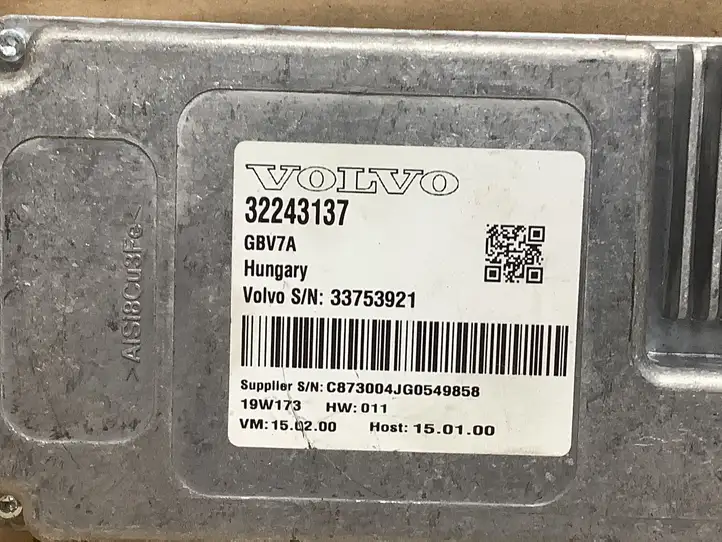 Volvo XC60 (2017 - )  32243137 Модуль блока управления камерой