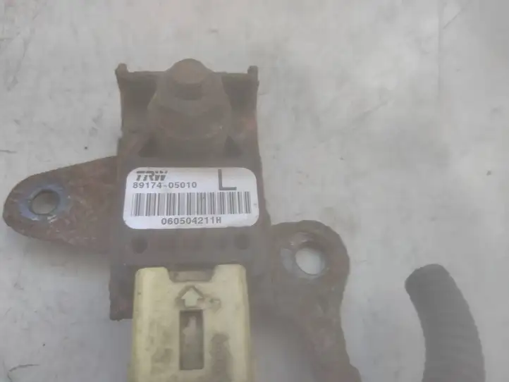 Toyota Avensis T250 (2003 - 2006) 8917405010 Датчик удара SRS — фото 3