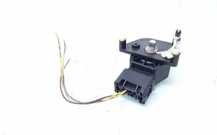 Volkswagen Phaeton (2002 - 2008)  3D0941038 Другой датчик