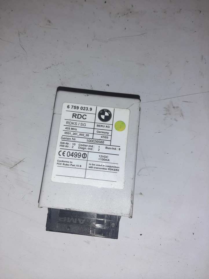 67590239 BMW X5 E53 Imobilaizerio valdymo blokas