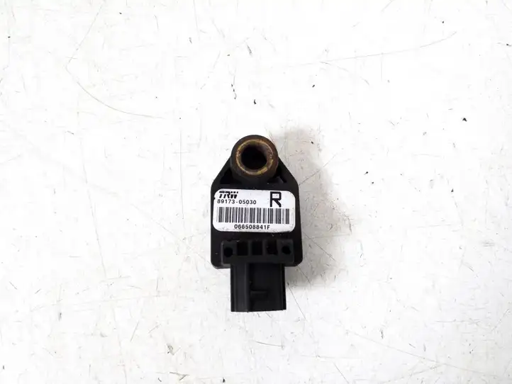 Toyota Avensis T250 (2003 - 2006) 89173-05030 Датчик удара SRS — фото 1