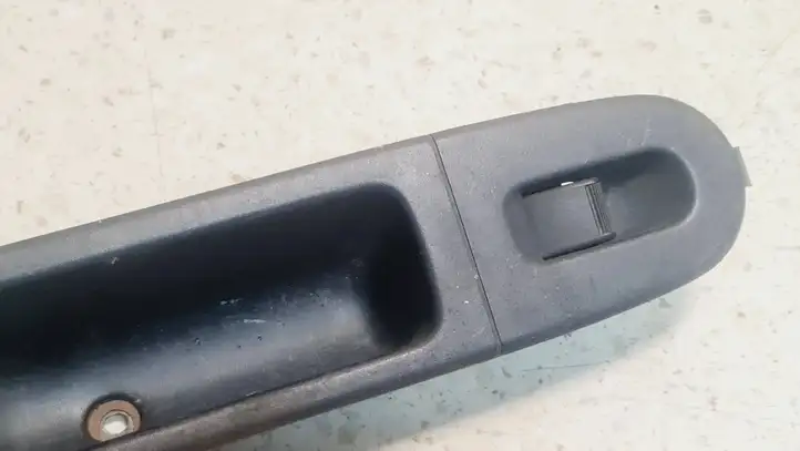 Honda HR-V (1998 - 2005) 83520S2H0030 Блок кнопок стеклоподъемников — фото 1