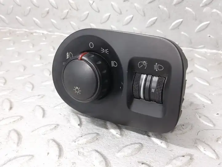 Seat Toledo III (5P) (2004 - 2009) 5P0919094A Включатель фонарей — фото 2