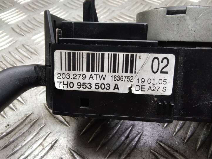 Volkswagen Transporter-Caravelle (2003 - 2009)  7H0953503A Комплект ручек