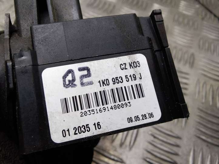 Skoda Octavia Mk2 (1Z) (2004 - 2013)  1K0953519J Ручка стеклоочистителей