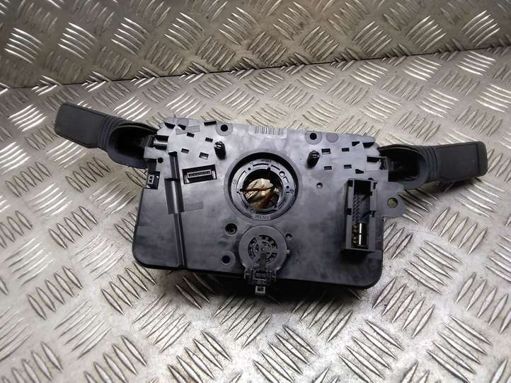 Opel Zafira (2008 - 2014)  13306114 Комплект ручек