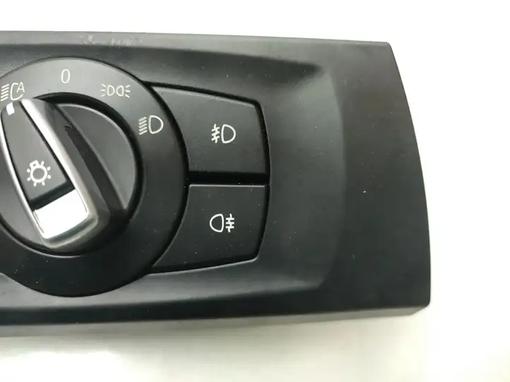 BMW X3 F25 (2010 - 2017) 9169406 Включатель фонарей — фото 6
